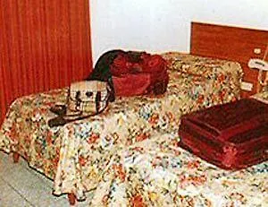 **  Hotel America Mendoza Argentina